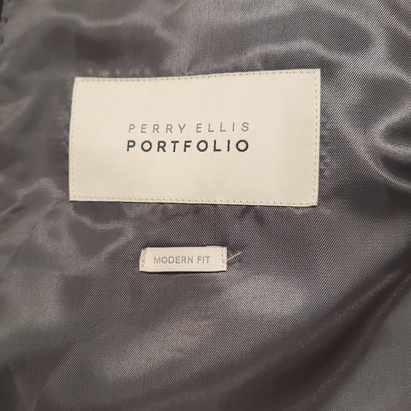 Perry Ellis Charcoal Men's Suit Jacket - Picture 6 of 15